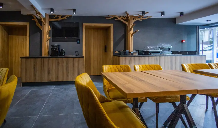 4 �vszak Erdeihotel M�traf�red - M�jus 1. (min. 2 �j)