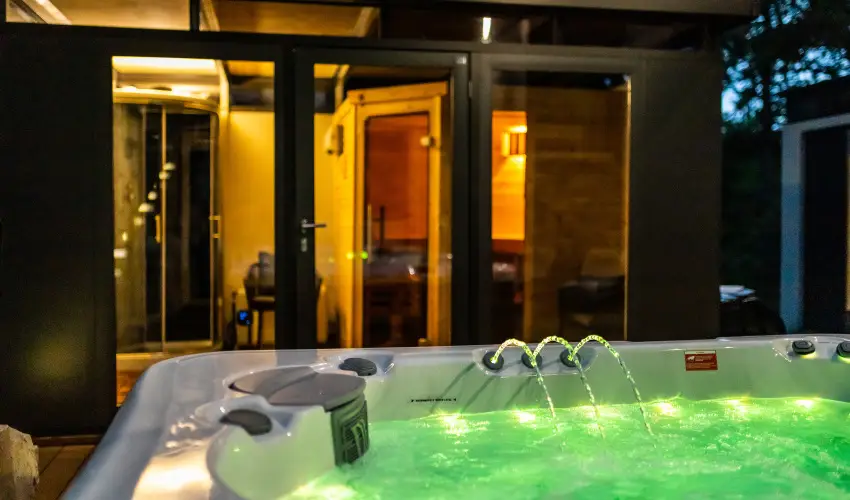 4 �vszak Erdeihotel M�traf�red - M�jus 1. (min. 2 �j)