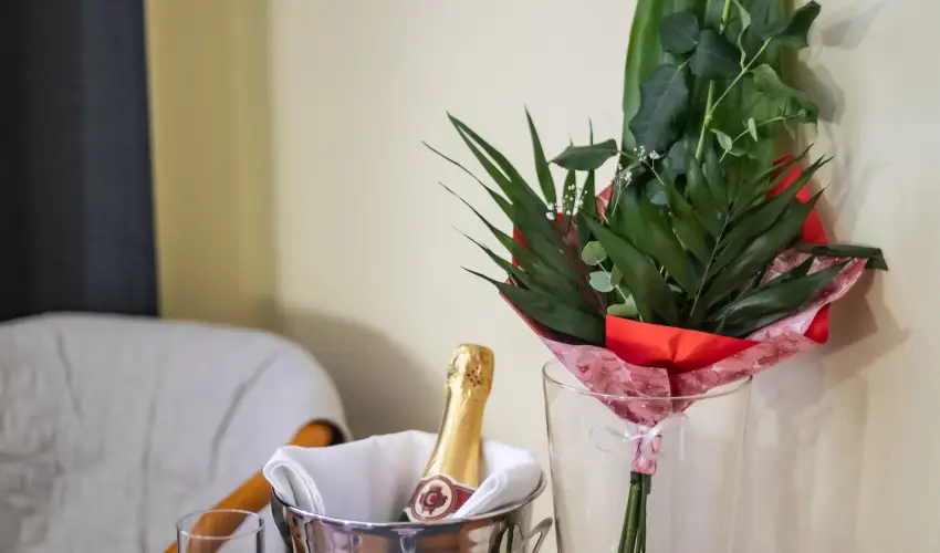 4 vszak Hegyihotel Mtrahza - Mjus 1. (min. 2 j)