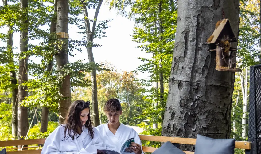 4 vszak Hegyihotel Mtrahza - Mjus 1. (min. 2 j)