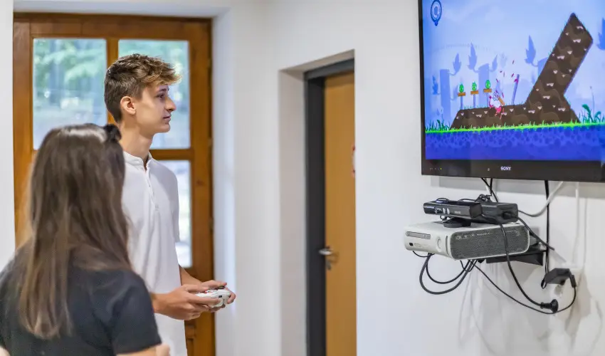 4 vszak Hegyihotel Mtrahza - Mjus 1. (min. 2 j)