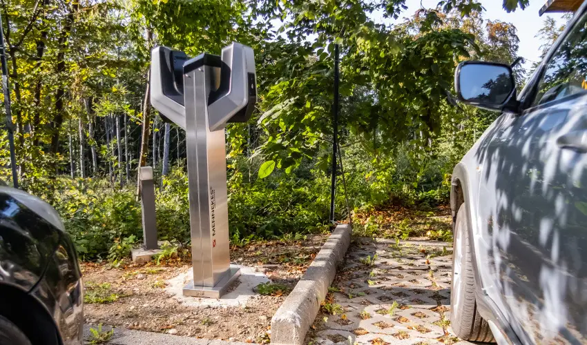 4 vszak Hegyihotel Mtrahza - Mjus 1. (min. 2 j)