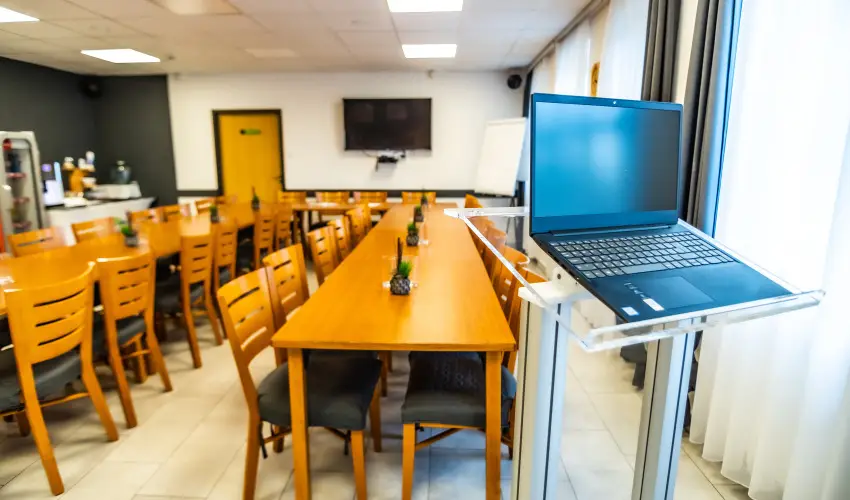 4 vszak Hegyihotel Mtrahza - Mjus 1. (min. 2 j)