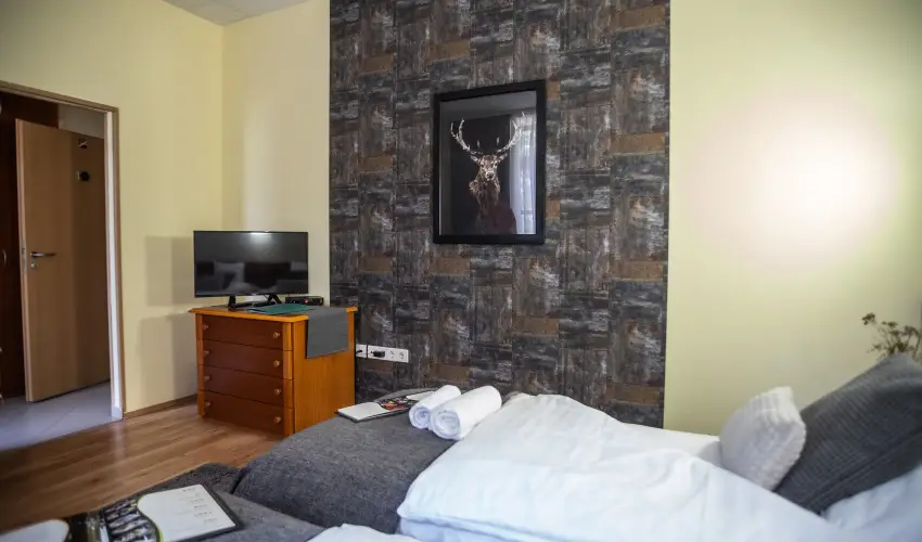 4 vszak Hegyihotel Mtrahza - Mjus 1. (min. 2 j)