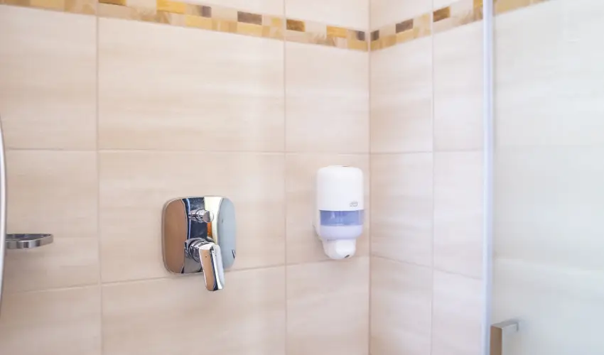 4 vszak Hegyihotel Mtrahza - Mjus 1. (min. 2 j)