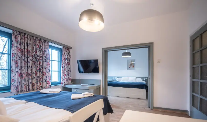 Abbzia Club Hotel Kk Keszthely - Mjus 1. - teljes elrefizetssel