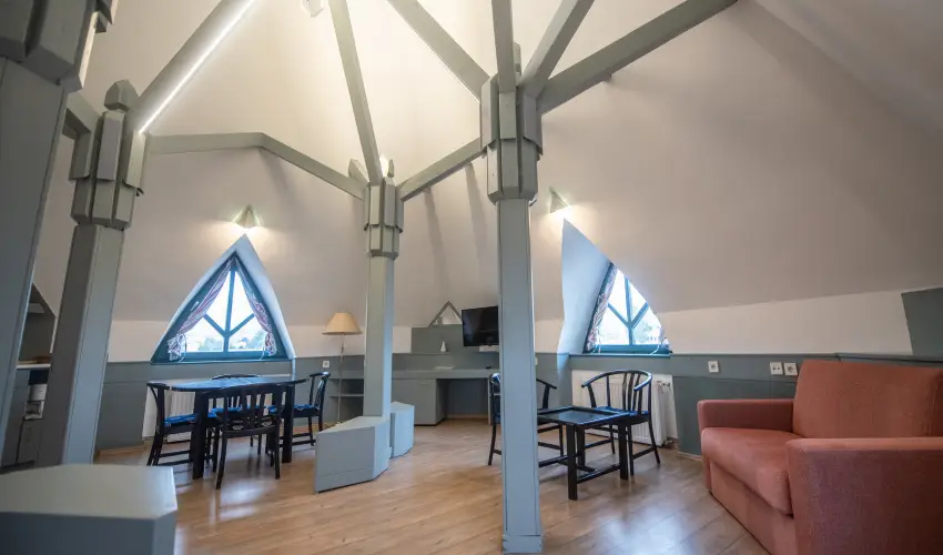 Abbzia Club Hotel Kk Keszthely - Mjus 1. - teljes elrefizetssel