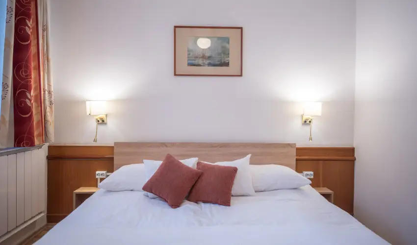 Abbzia Club Hotel Kk Keszthely - Mjus 1. - teljes elrefizetssel