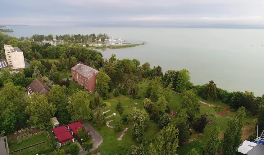 dm Apartman Balatonfldvr - Mjus 1. 