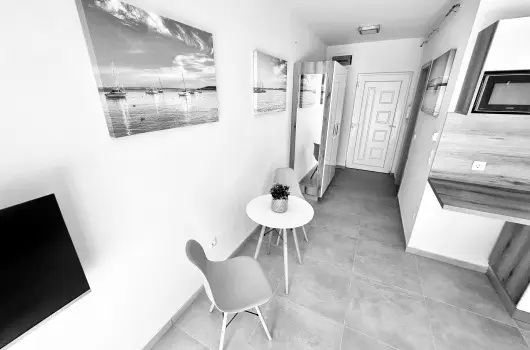 Ady Corner Pr�mium Apartmanok - M�jus 1.