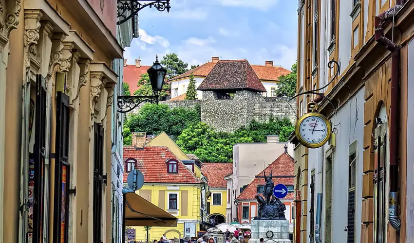 Agria Vintage Apartman Eger - Mjus 1. (min. 2 j)