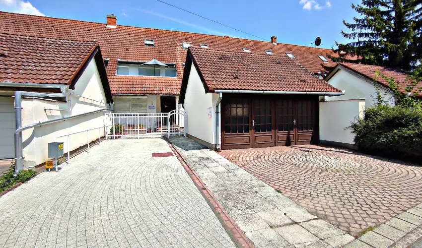 Alea Apartmanok Harkny Harkny - Mjus 1.