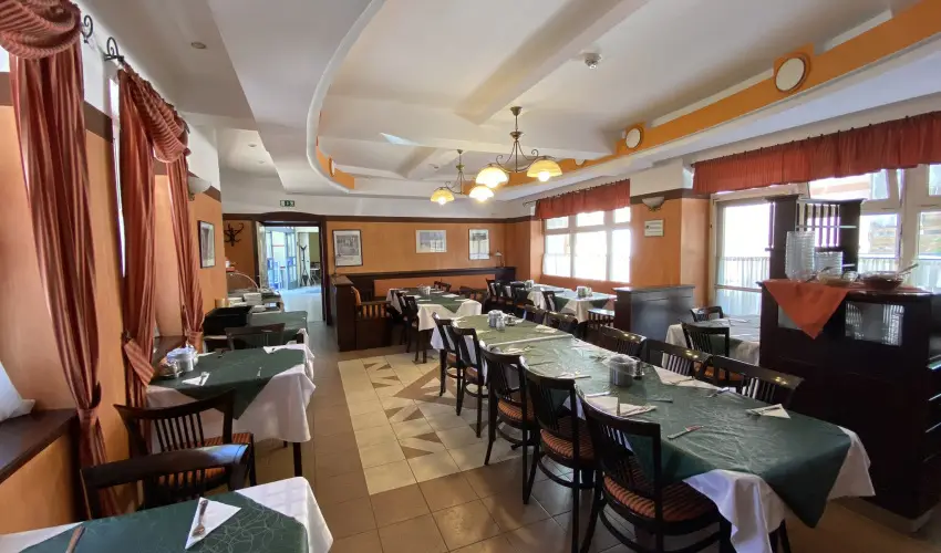 Tisza Alfa Hotel Szeged - Mjus 1.