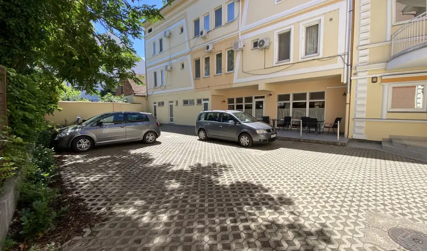 Tisza Alfa Hotel Szeged - Mjus 1.