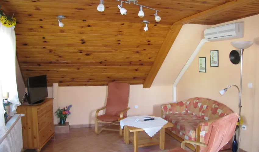 Alshegyi Apartmanok Zalakaros - Mjus 1. (min. 5 j)