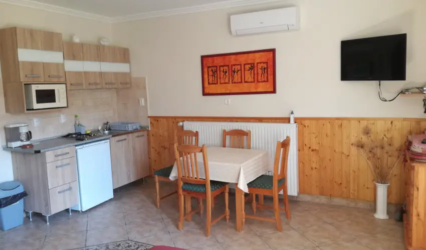 Alshegyi Apartmanok Zalakaros - Mjus 1. (min. 5 j)