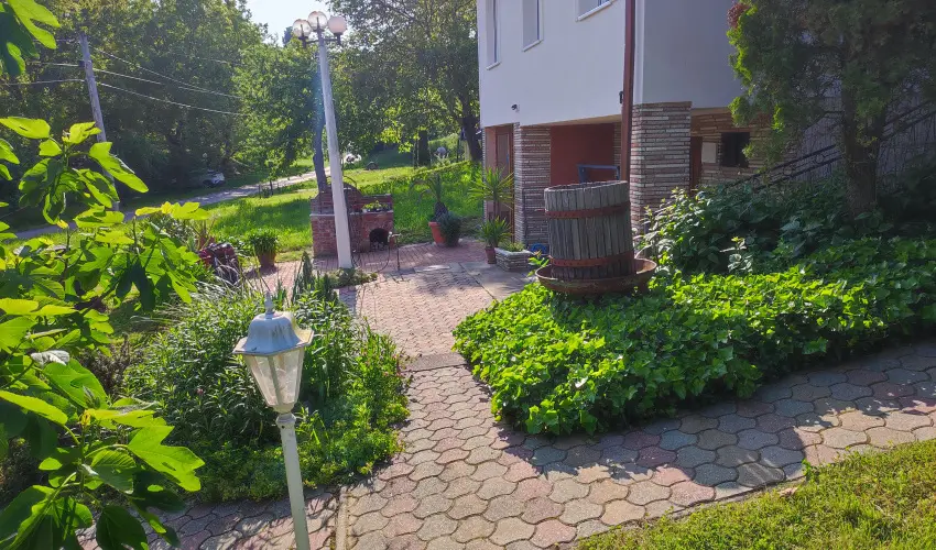 Alshegyi Apartmanok Zalakaros - Mjus 1. (min. 5 j)