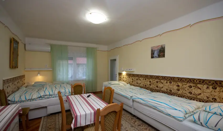 Amlia Apartman Gyula - Mjus 1.
