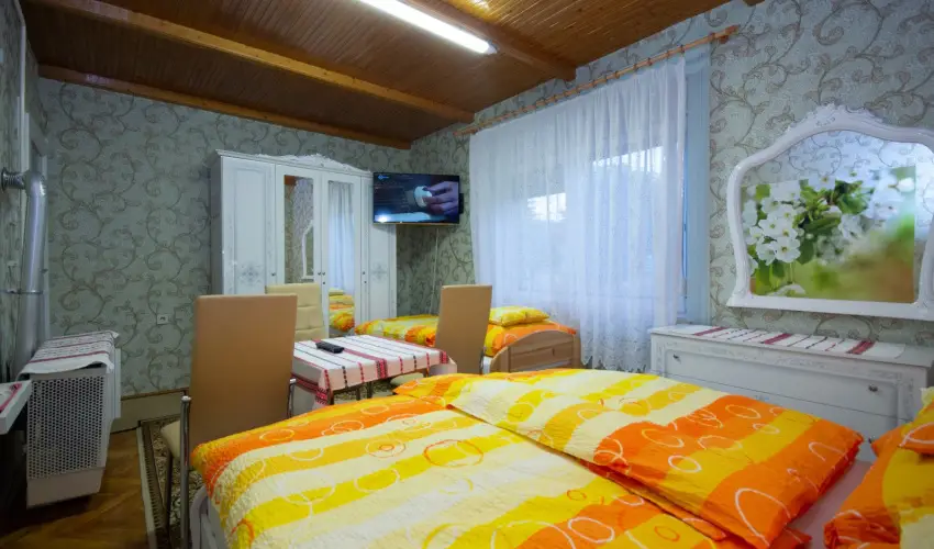 Amlia Apartman Gyula - Mjus 1.