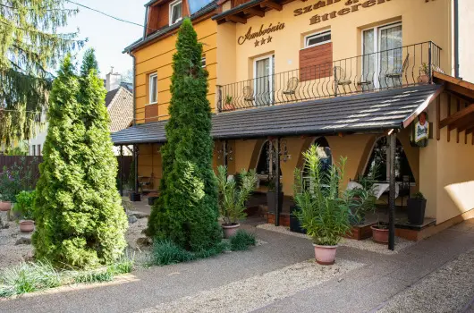 Ambrzia Szllshely s tterem - Mjus 1. (min. 3 j)