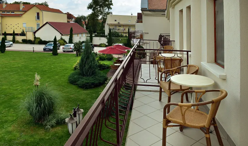 Ametiszt Hotel Harkny - Mjus 1. (min. 3 j)