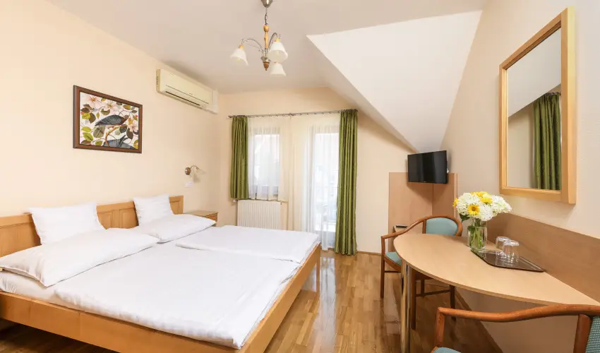 Ametiszt Hotel Harkny - Mjus 1. (min. 3 j)