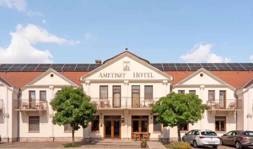 Ametiszt Hotel Hark�ny - M�jus 1.