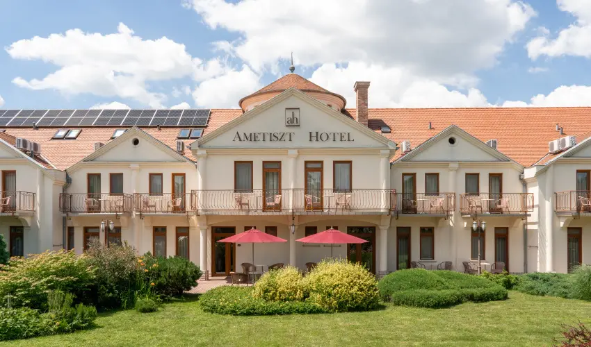 Ametiszt Hotel Hark�ny - M�jus 1.