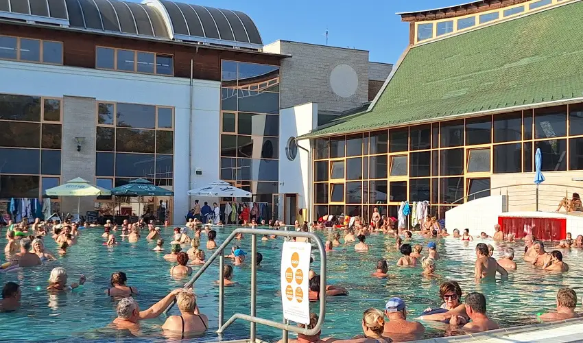 Ametiszt Hotel Hark�ny - M�jus 1.