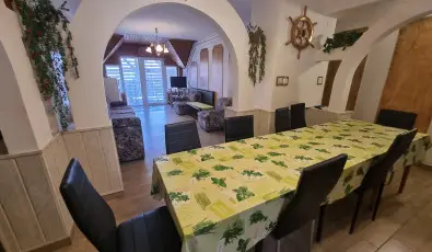 Andrea & Mnika Apartman 2 Harkny