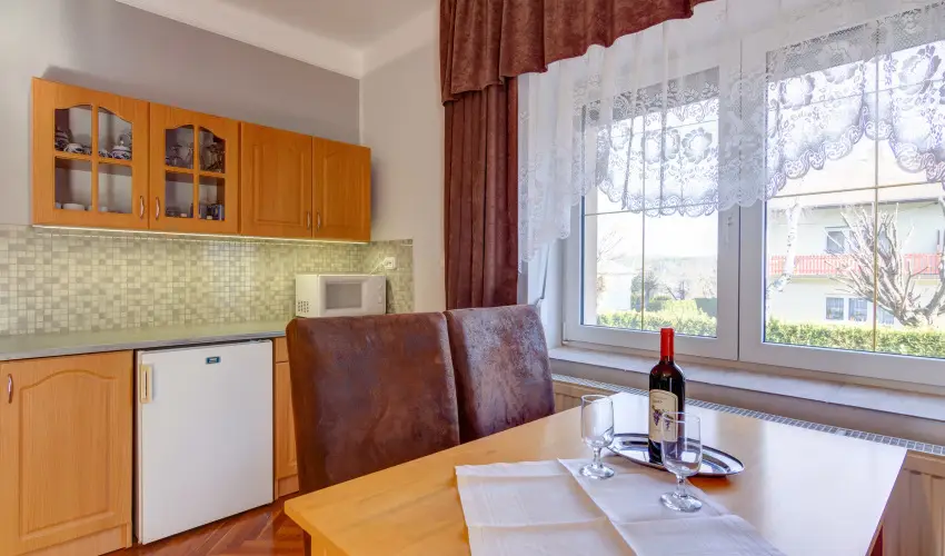 Andrea Villa Hvz - Mjus 1.