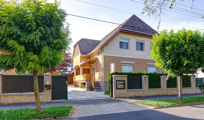 Andrea Villa Hvz - Mjus 1.