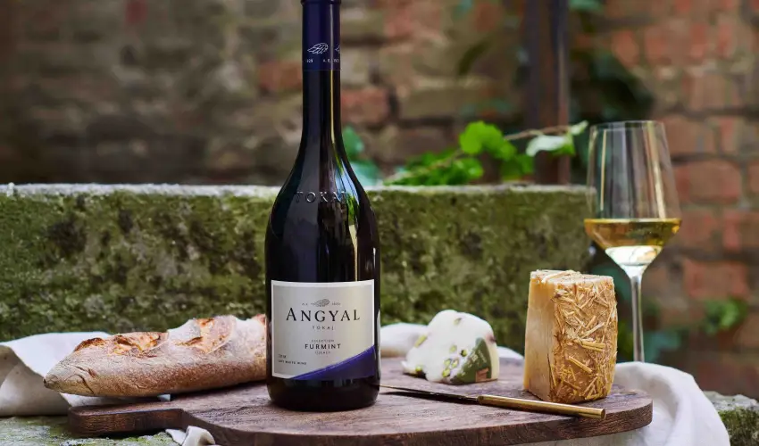 Angyal Borszat Rtka - Mjus 1. (min. 2 j)