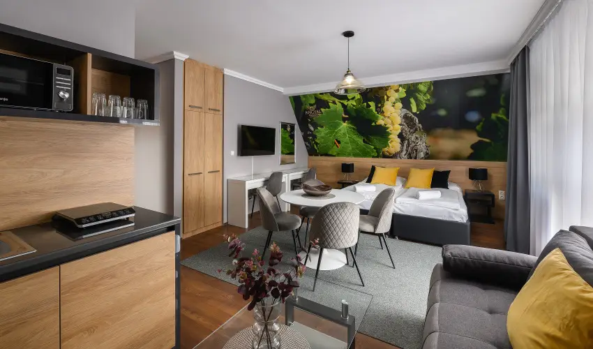 Angyal Panzi� Hajd�szoboszl� - M�jus 1. (min. 2 �j)