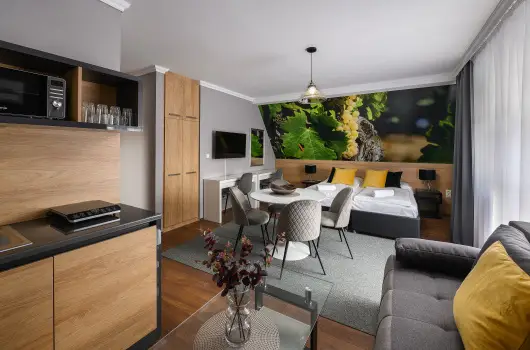 Angyal Panzi� - M�jus 1. (min. 2 �j)