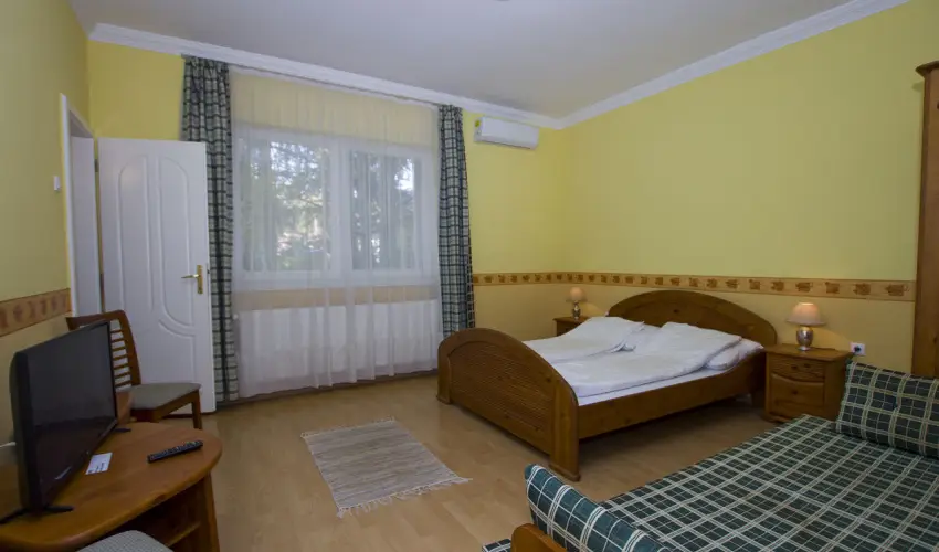 Anna Vendghz Hajdszoboszl - Mjus 1. 