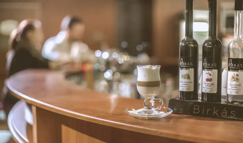 Apartman Hotel Bk, Bkfrd - Mjus 1. 