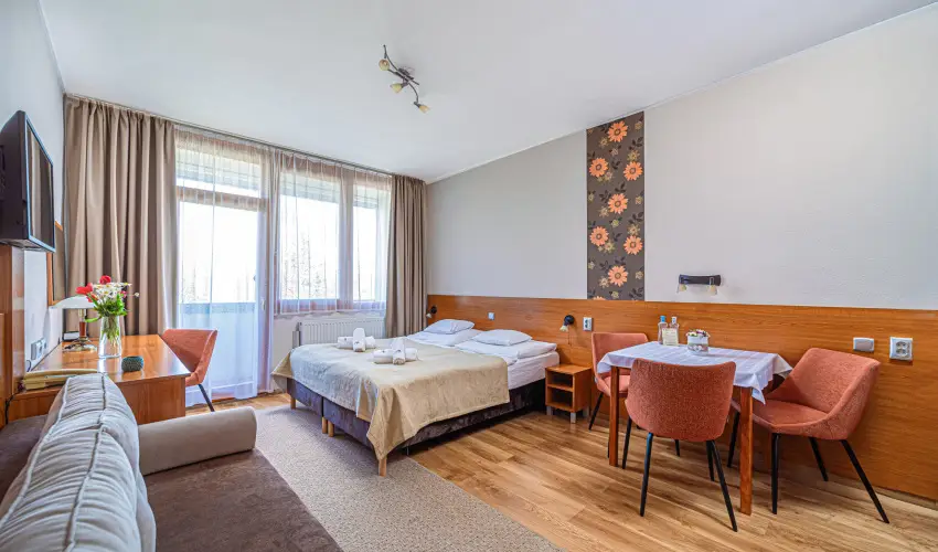 Apartman Hotel Bk, Bkfrd - Mjus 1. 