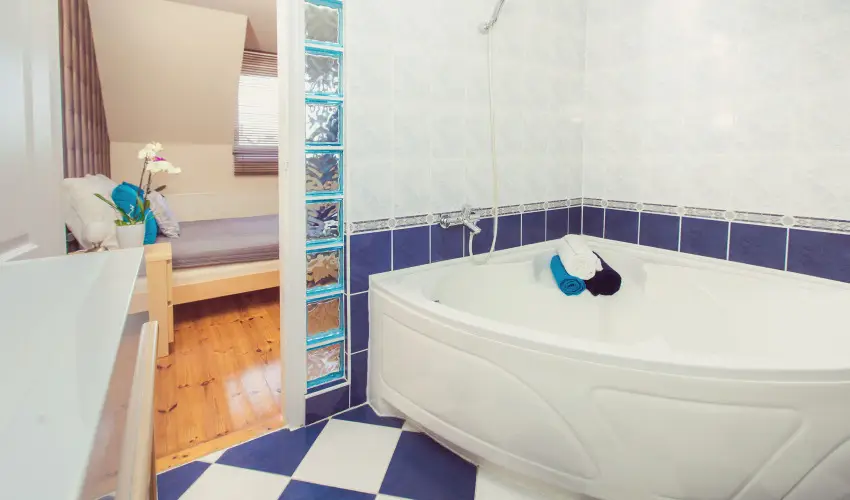 Apartman Szanyi Bk, Bkfrd - Mjus 1.