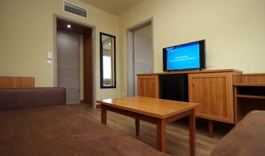 Aqua Hotel Gyula - Mjus 1. (min. 3 j)