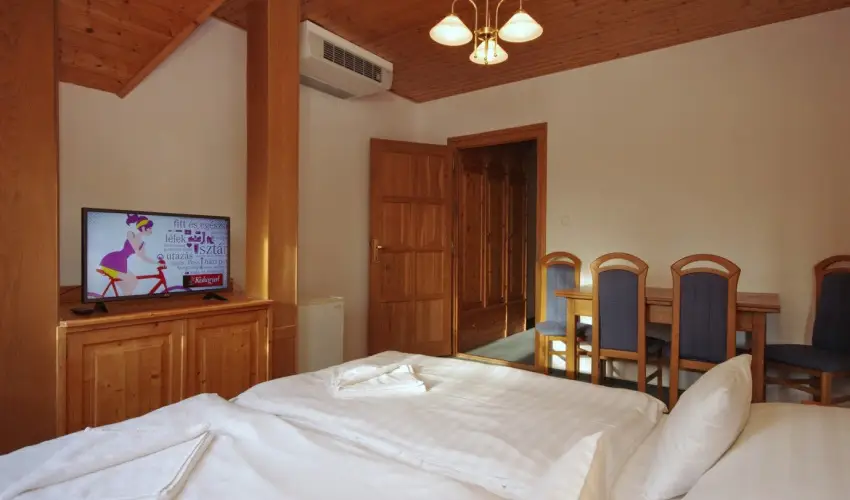 Aqua Hotel Gyula - Mjus 1. (min. 3 j)