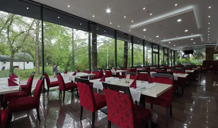 Aqua Hotel Gyula - Mjus 1. (min. 3 j)