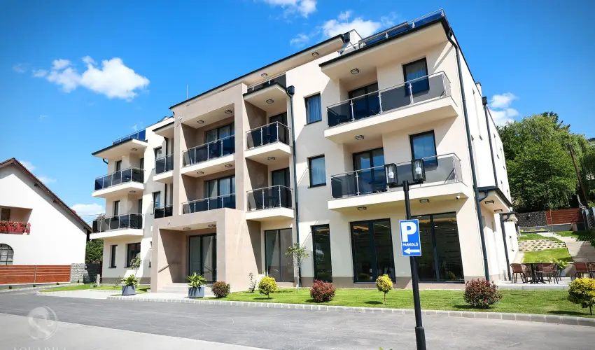 Aquarius Apartments Miskolctapolca - M�jus 1.