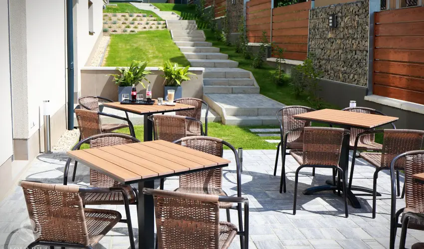 Aquarius Apartments Miskolctapolca - M�jus 1.