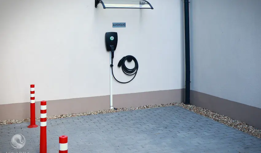 Aquarius Apartments Miskolctapolca - M�jus 1.