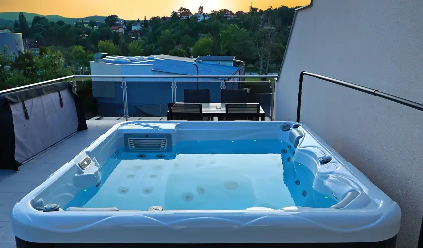 Aquarius Apartments Miskolctapolca - M�jus 1.