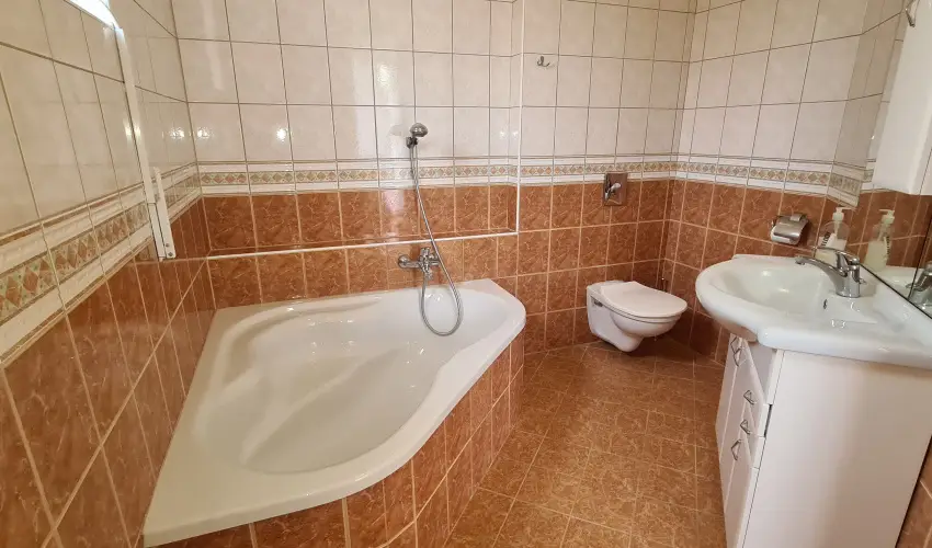 Aquatherm Hotel Zalakaros - Mjus 1. (min. 2 j)