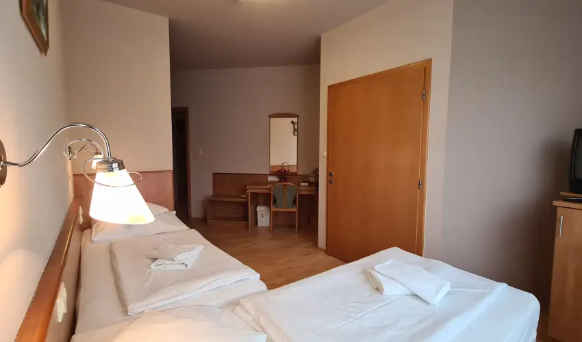 Aquatherm Hotel Zalakaros - Mjus 1. (min. 2 j)