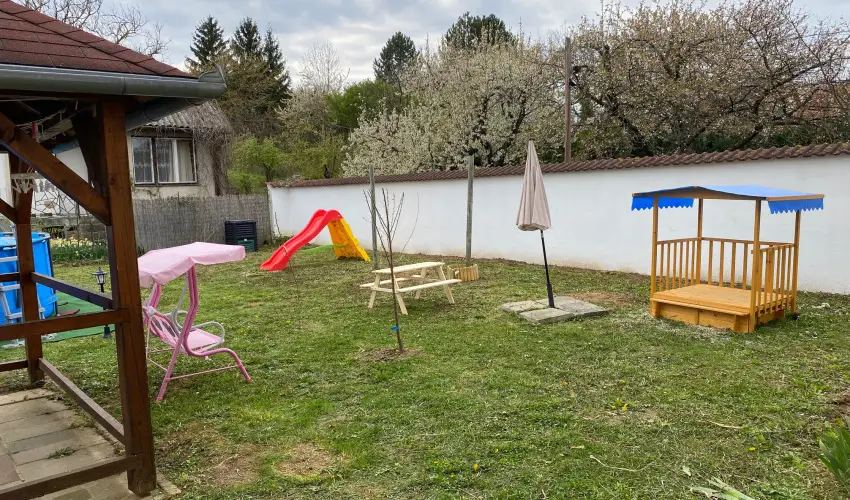 Arany Apartmanhz Zalagyngye  Zalakaros - Mjus 1. (min. 2 j)