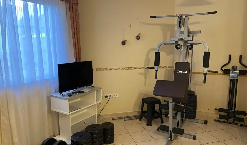 Arany Apartmanhz Zalagyngye  Zalakaros - Mjus 1. (min. 2 j)